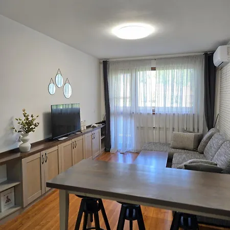Belvedere Club 14 Apartment